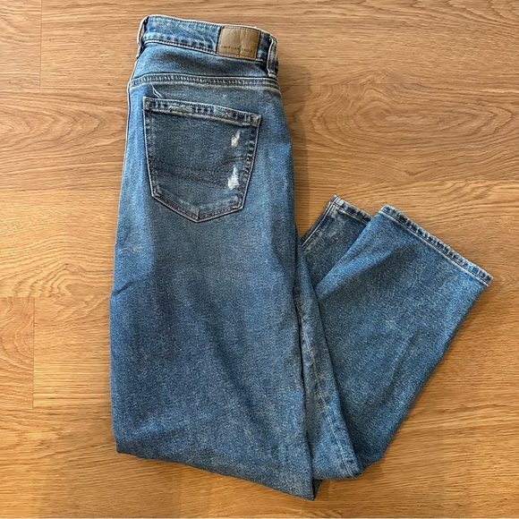 American Eagle Mom straight jeans - Picture 2 of 5